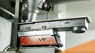 Alimentatore vibrante elettromagnetico: la migliore soluzione per il trasporto dei materiali